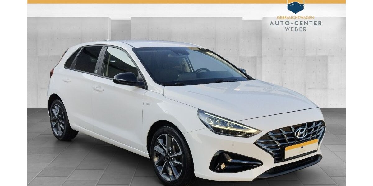 Hyundai i30 69.652 km 18.580 &euro; Markkleeberg 04416