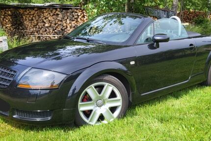 Audi TT 186.000 km 6.900 &euro; Breitnau 79874