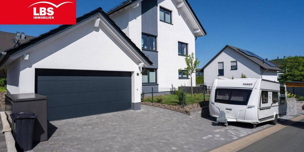 Einfamilienhaus Bad Berleburg - 7 Zimmer, 175 m&sup2;, 685.000&euro; | Angebot:26875321