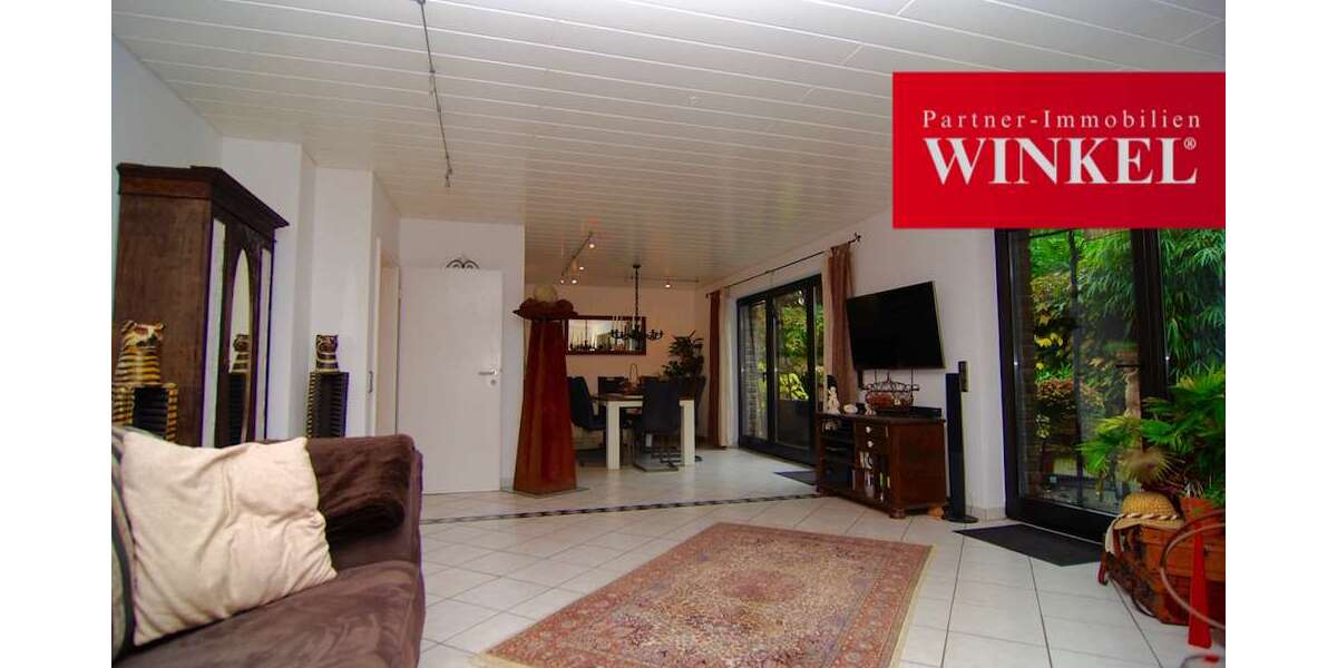 Etagenwohnung Niederkassel - 2 Zimmer, 120 m&sup2;, 1.280&euro; | Angebot:25343724