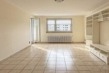 Attraktive 2,5-Zimmer-Wohnung mit zwei Balkonen - sofort bezugsfrei 2 zimmer