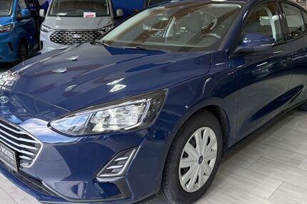 Ford Focus 57.500 km 10.990 &euro; Plauen 08525