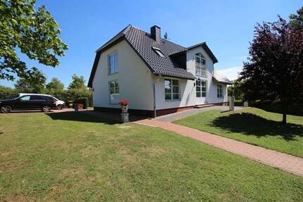 Haus zum Kaufen in Nordwestuckermark 790.000 € 224 m² 9 zimmer