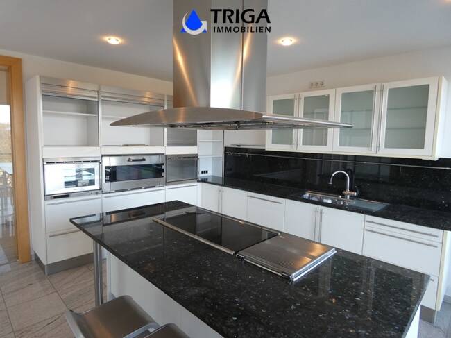 Doppelhaushälfte Nordhausen - 7 Zimmer, 340 m&sup2;, 2.200&euro; | Angebot:22507906