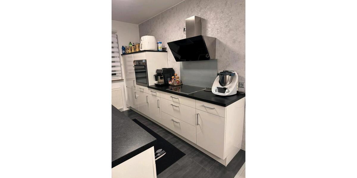 Etagenwohnung Lengede - 3 Zimmer, 80 m&sup2;, 1.100&euro; | Angebot:25383170