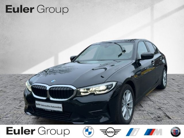 BMW 320 69.689 km 30.788 &euro; Frankfurt 60314