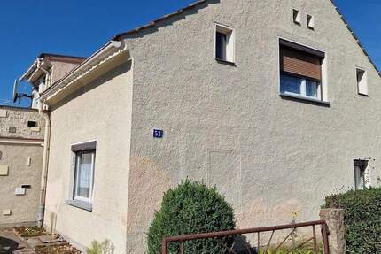Haus Reichenbach - 5 Zimmer, 165 m&sup2;, 70.000&euro; | Angebot:25727931
