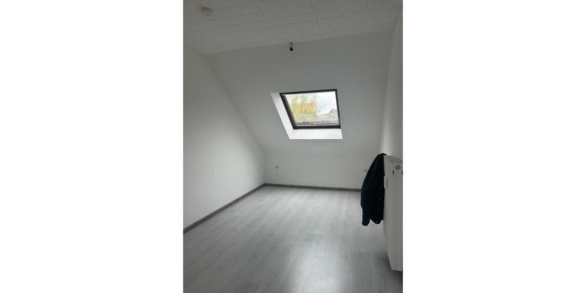 Dachgeschoßwohnung Riegelsberg - 2 Zimmer, 68 m&sup2;, 600&euro; | Angebot:26401470