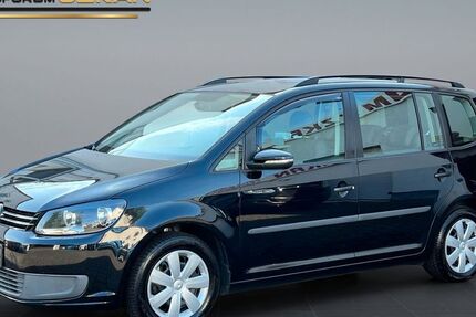 VW Touran 167.668 km 6.599 € Löhne 32584