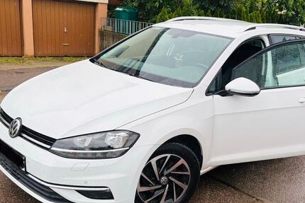 VW Golf 124.000 km 17.700 &euro; Heubach 73540