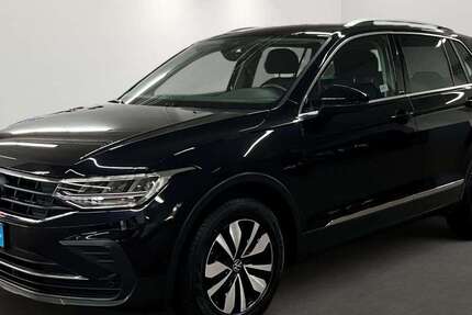 VW Tiguan 24.181 km 31.950 € Kaiserslautern 67663