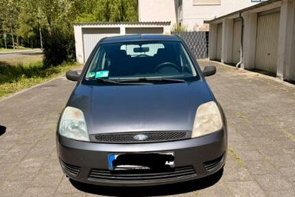 Ford Fiesta 193.787 km 800 &euro; Jülich 52428