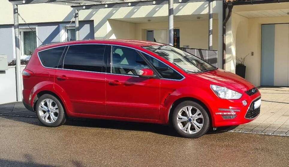S-Max