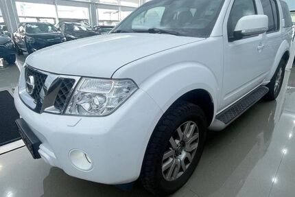 Nissan Pathfinder 243.700 km 16.499 € Speyer 67346