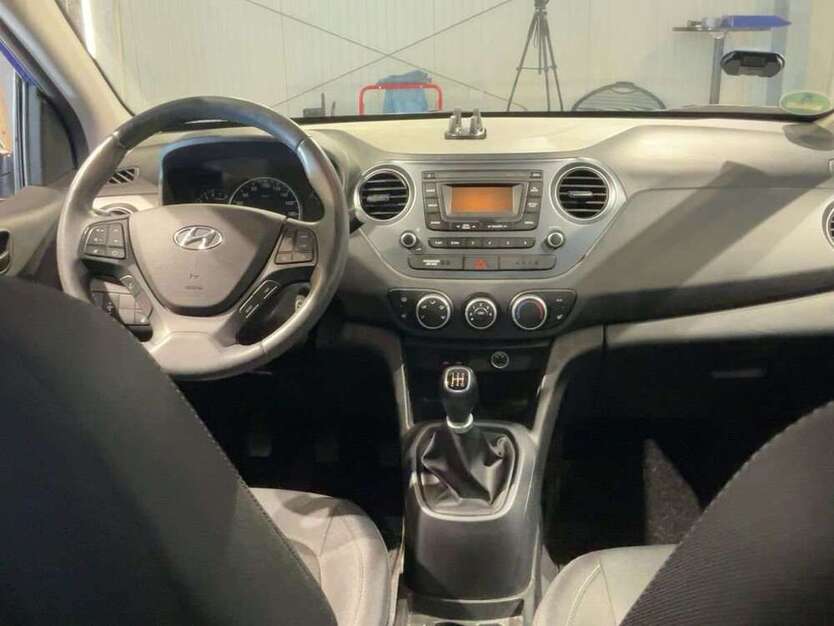 i10