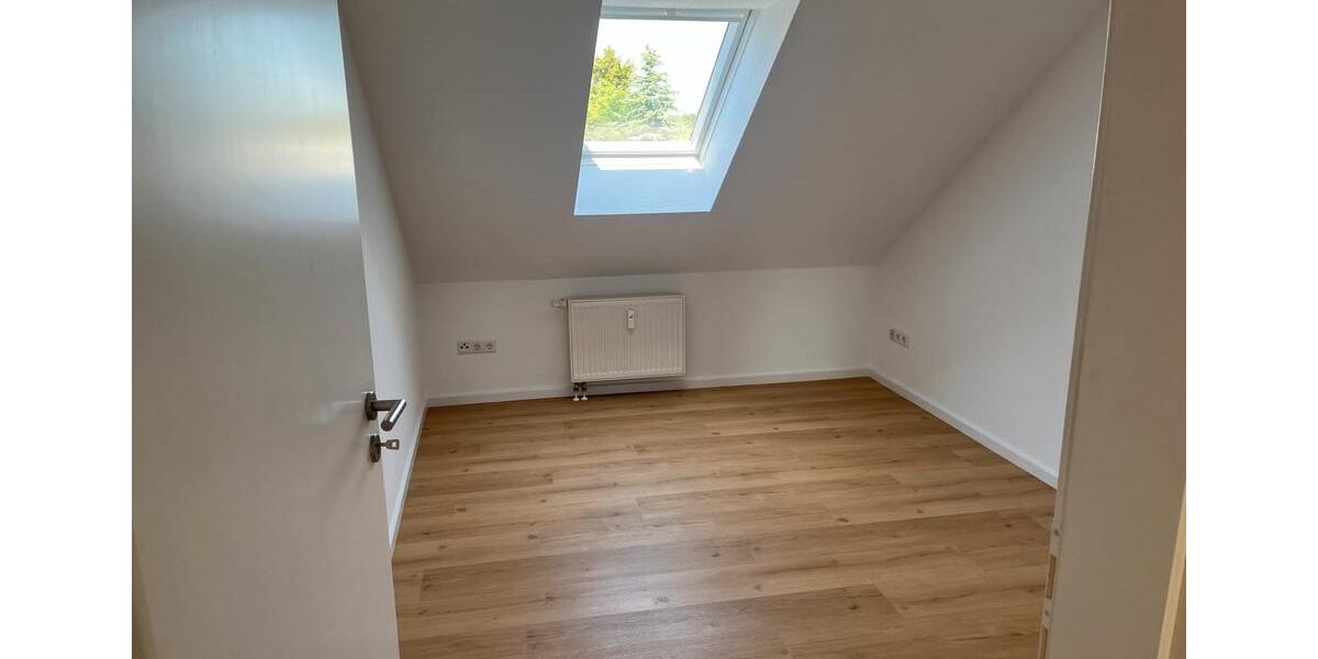 Dachgeschoßwohnung Winsen (Aller) - 4 Zimmer, 98 m&sup2;, 199.000&euro; | Angebot:27164122