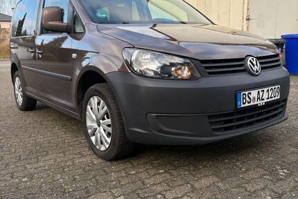 VW Caddy 152.900 km 9.200 &euro; Braunschweig 38108