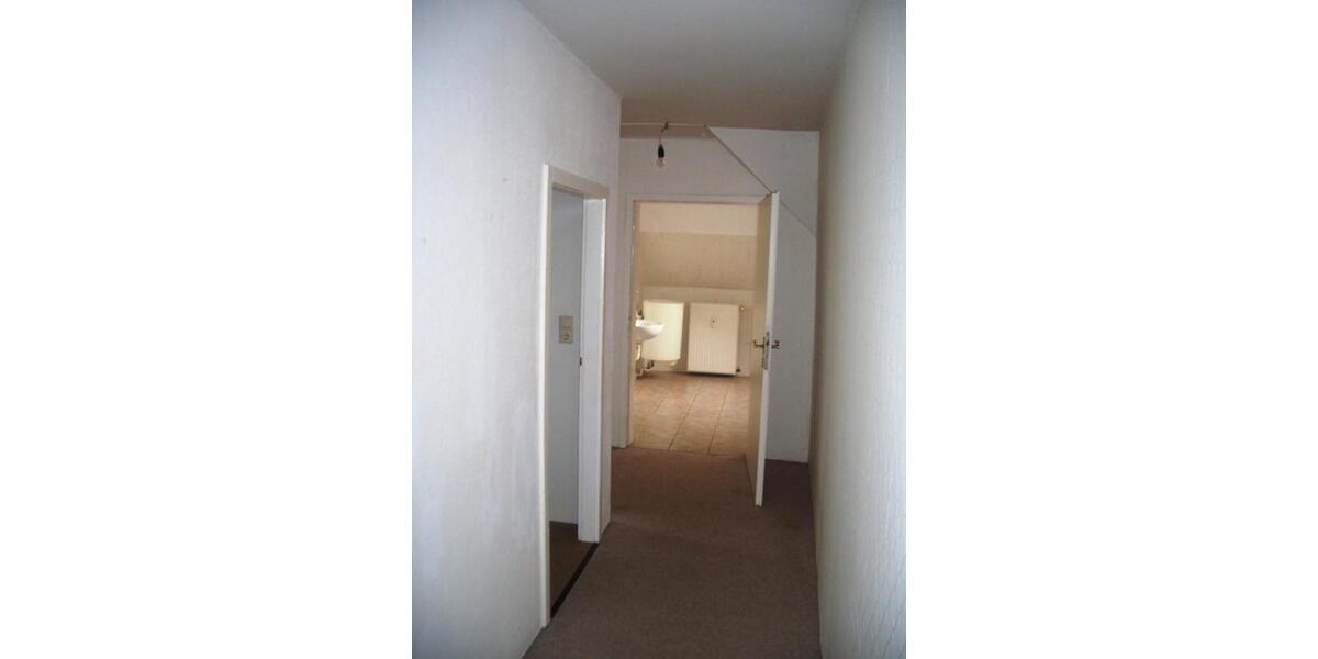 Dachgeschoßwohnung Lübz - 3 Zimmer, 83 m&sup2;, 549&euro; | Angebot:23543814