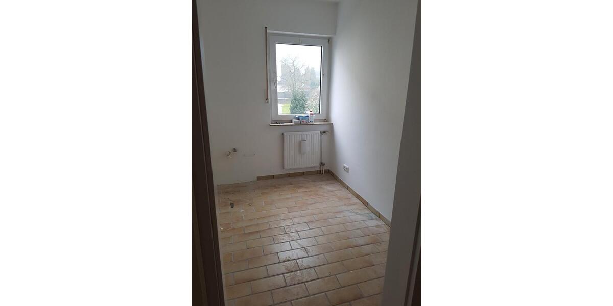 Etagenwohnung Hattingen - 2 Zimmer, 76 m&sup2;, 650&euro; | Angebot:26587526