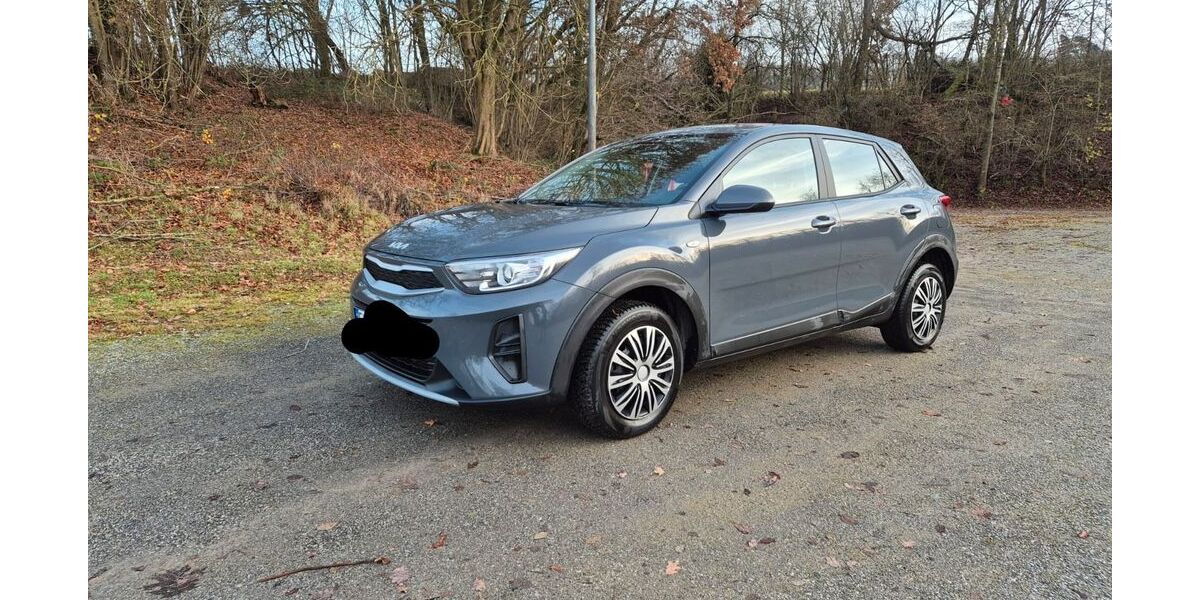 Kia Stonic 48.000 km 13.999 &euro; Attenhausen 56370