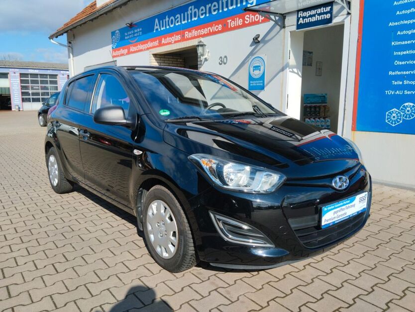 Hyundai i20 136.055 km 5.999 € Jade 26349