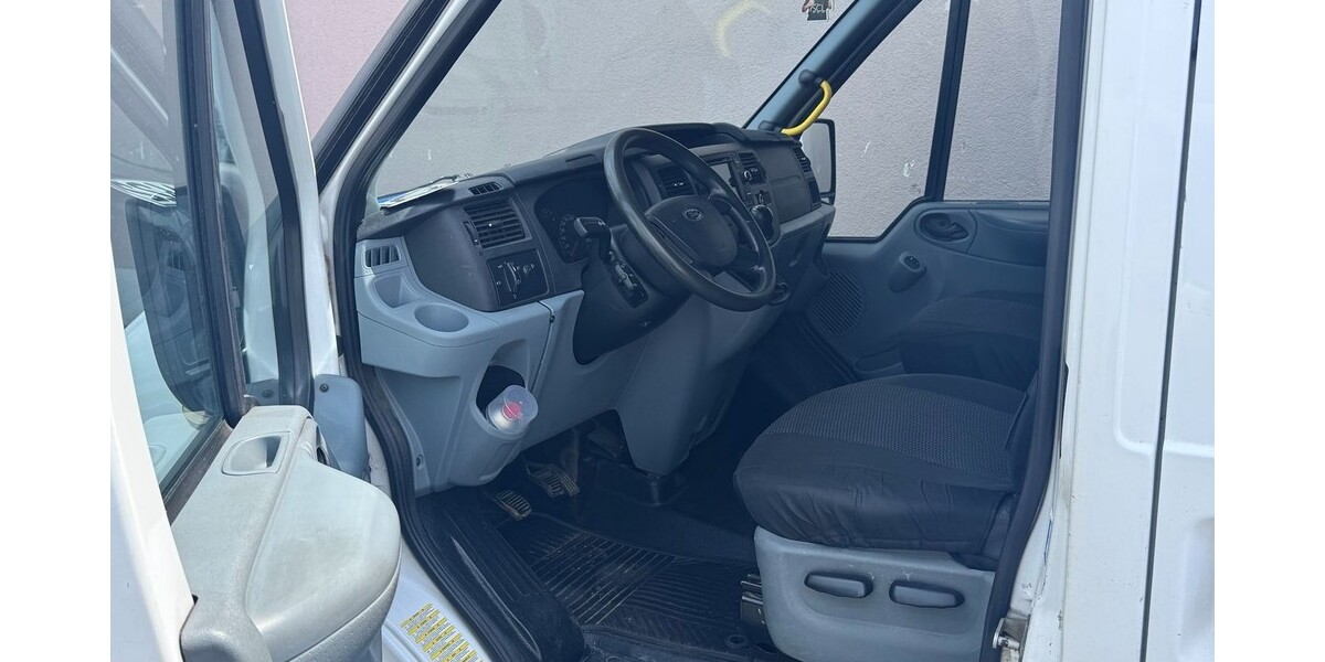 Ford Transit 233.000 km 3.100 &euro; Niddatal 61194