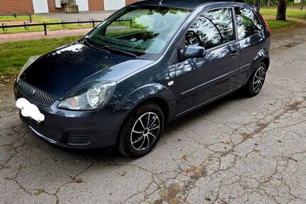 Ford Fiesta 181.675 km 2.500 &euro; Gronau 48599