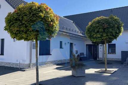 Haus zum Kaufen in Hürtgenwald 515.000 € 366 m² 7 zimmer