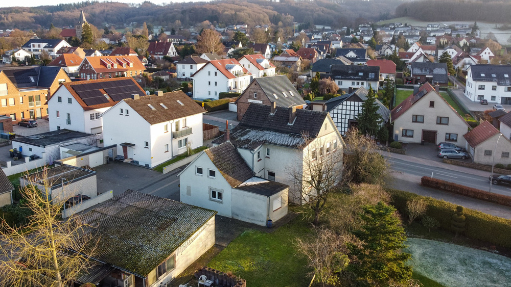 Mehrfamilien- oder Mehrgenerationenhaus mit 3 Wohneinheiten - Mehrfamilienhaus, Wohnhaus Lübbecke | Angebot:25892084