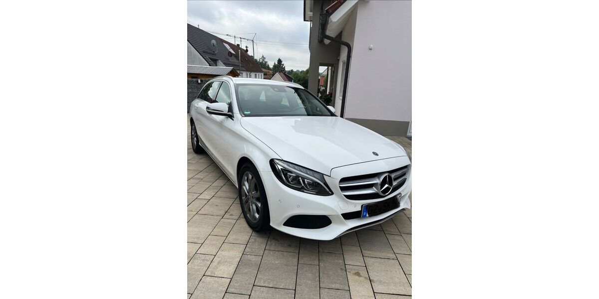 Mercedes-Benz 220 133.000 km 16.900 &euro; Bibertal 89346