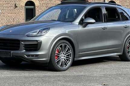 Porsche Cayenne 62.400 km 48.790 € Frechen 50226