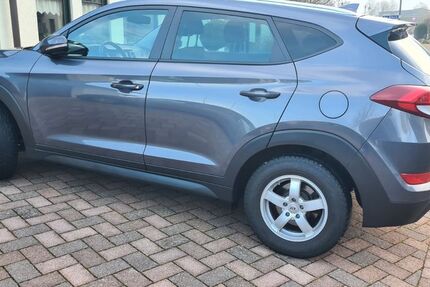 Hyundai TUCSON 68.000 km 12.888 &euro; Monzelfeld 54472