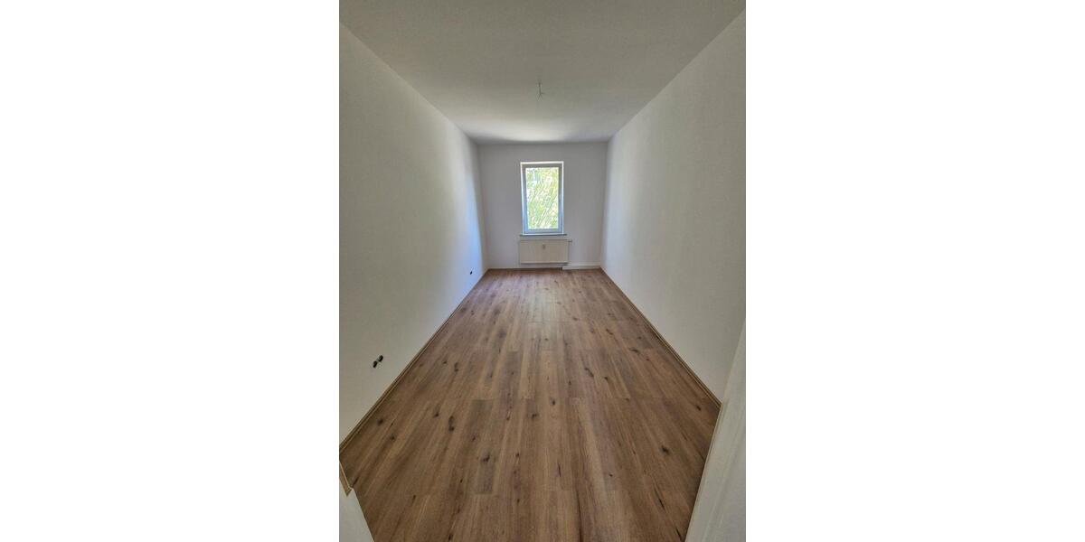 Etagenwohnung Döbeln - 2 Zimmer, 56 m&sup2;, 336&euro; | Angebot:26001492