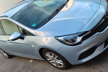 Opel Astra 97.000 km 15.100 &euro; München 81825