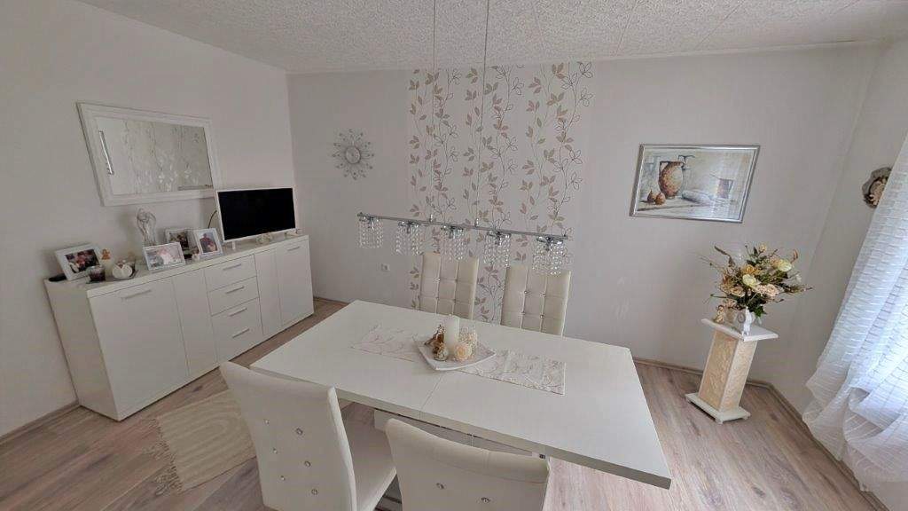 Einfamilienhaus Schleusingen - 6 Zimmer, 165 m&sup2;, 199.500&euro; | Angebot:25679332