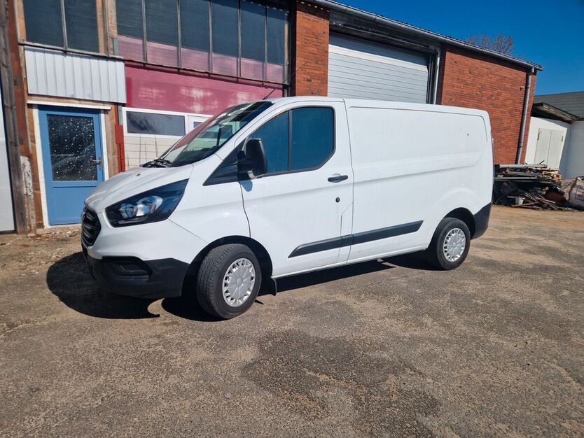 Ford Transit Custom 239.000 km 7.800 € Hohenlockstedt 25551