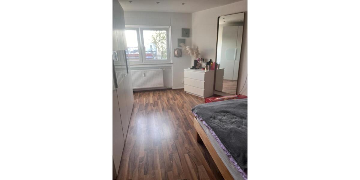 Vermietete Dachgeschoss Wohnung, rd. 50 qm 2 zimmer