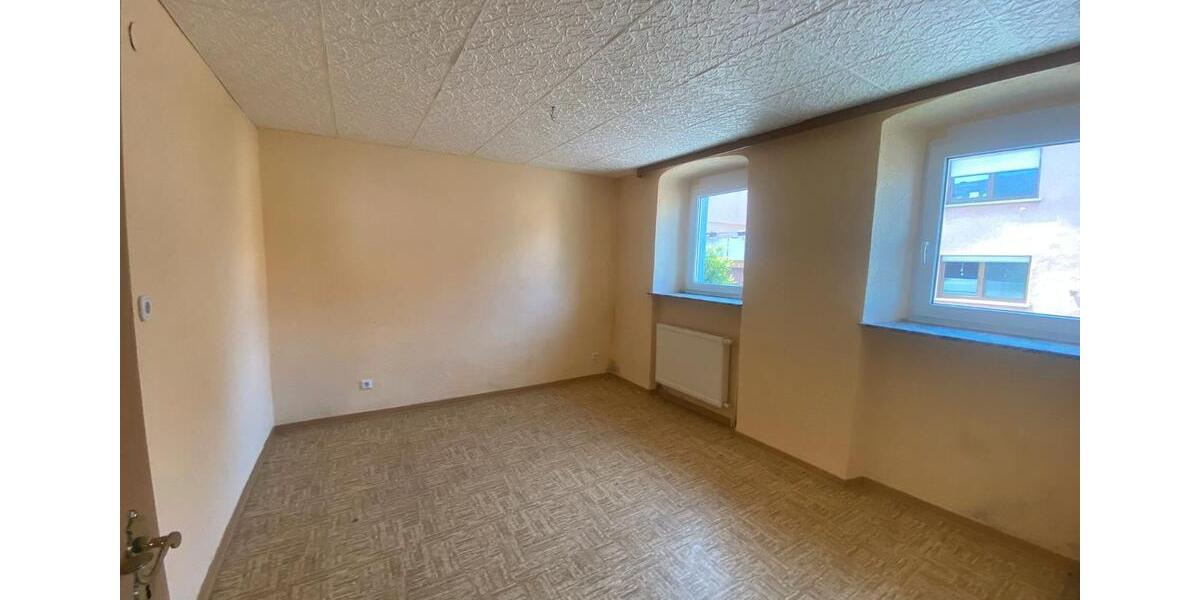 Einfamilienhaus Lauda-Königshofen Königshofen - 4 Zimmer, 125 m&sup2;, 55.000&euro; | Angebot:26730235