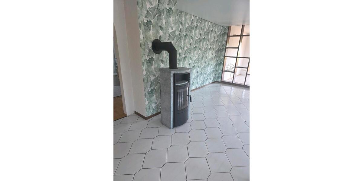 Dachgeschoßwohnung Hammersbach - 3 Zimmer, 110 m&sup2;, 1.100&euro; | Angebot:25025013