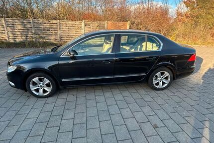 Skoda Superb 151.400 km 5.999 &euro; Schwaan 18258