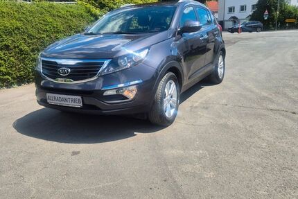Kia Sportage 147.000 km 7.500 &euro; Biedenkopf 35216