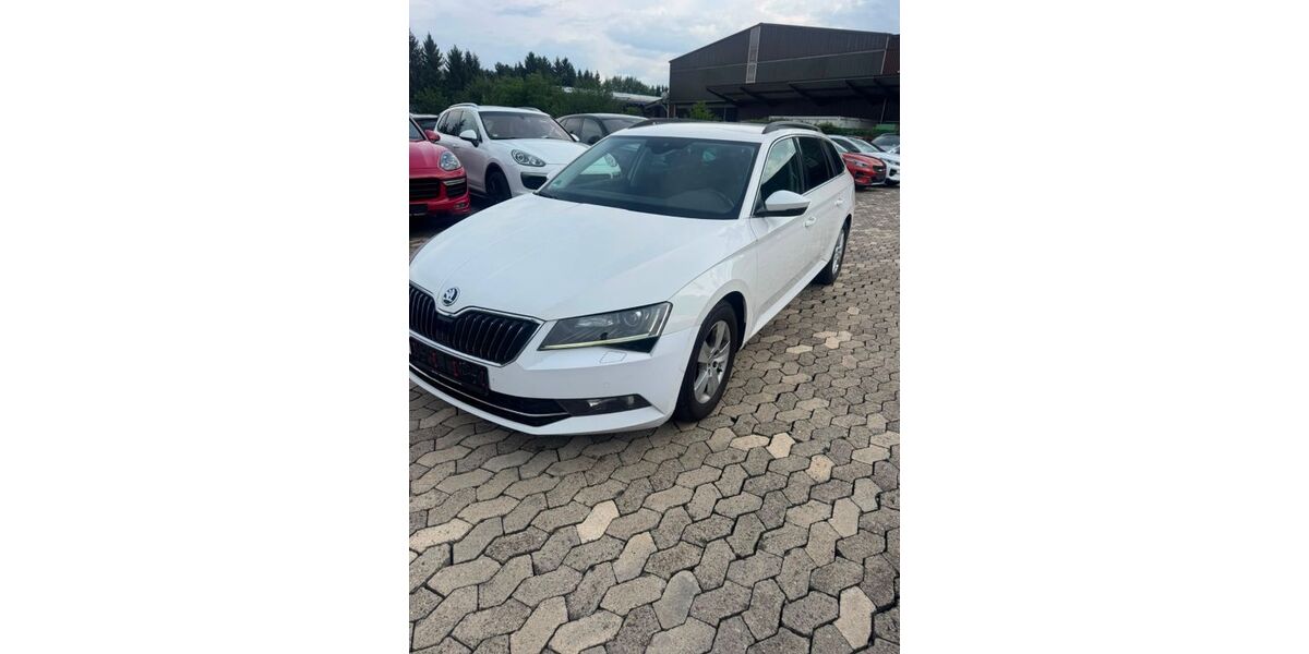 Skoda Superb 265.000 km 9.950 &euro; Erbach 89155
