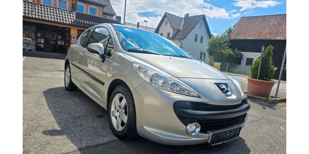Peugeot 207 180.000 km 3.000 &euro; Coburg 96450