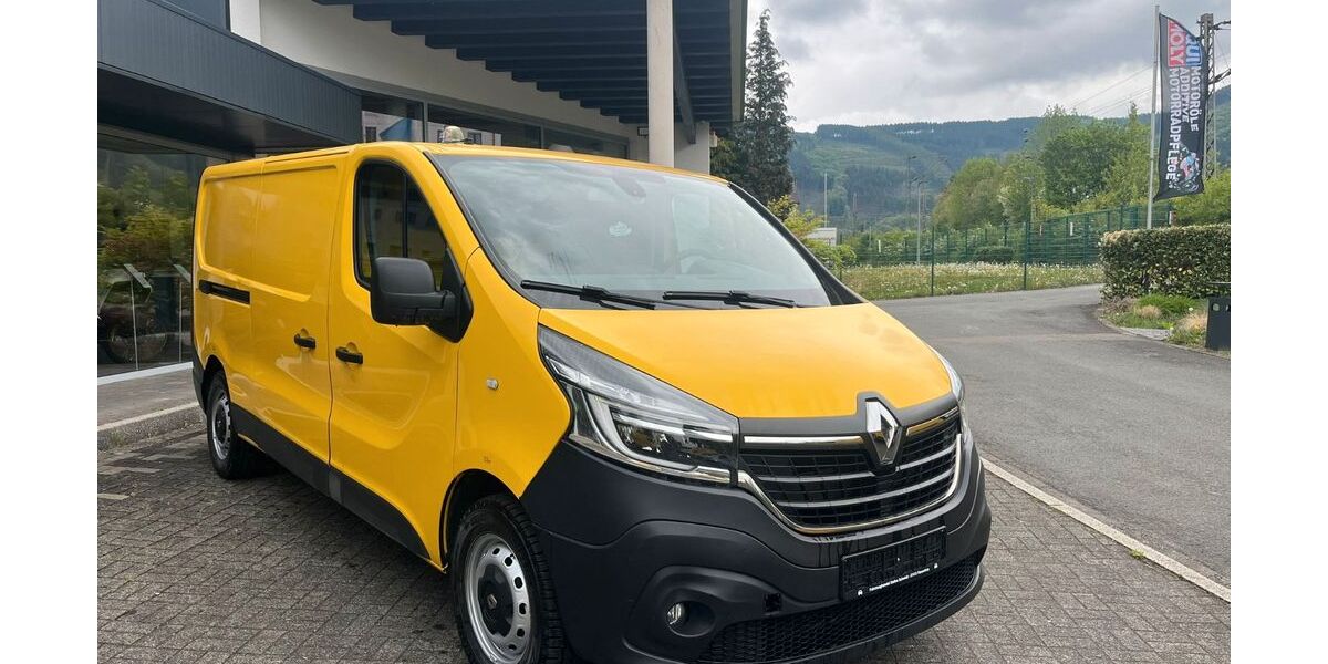 Renault Trafic 81.000 km 9.950 &euro; Finnentrop 57413