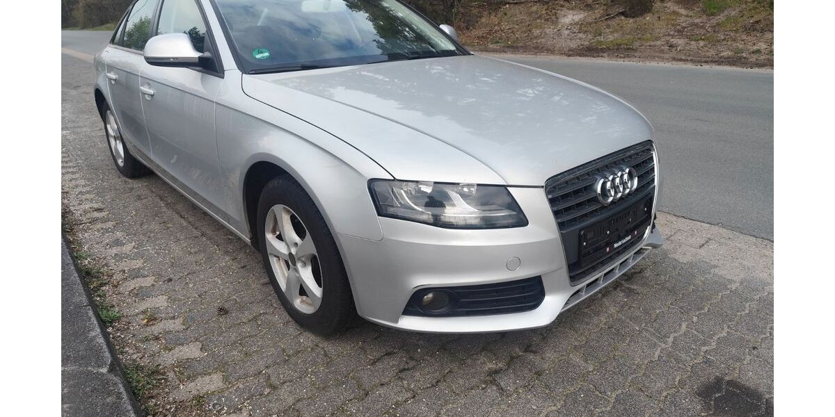 Audi A4 199.000 km 3.500 &euro; Augustdorf 32832
