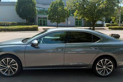 Skoda Superb 65.800 km 40.000 &euro; Idenheim 54636