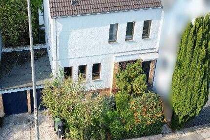 Großzügiges Einfamilienhaus mit Garten und Balkon in zentraler Lage von Bonn-Duisdorf 7 zimmer