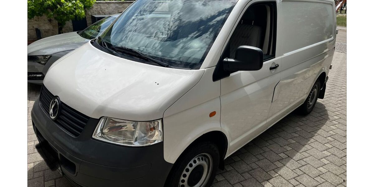 VW T5 Transporter 150.000 km 6.499 &euro; Neustadt an der Donau 93333