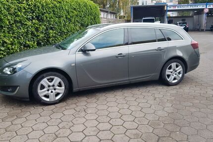 Opel Insignia 233.500 km 8.850 € Hamburg 22547