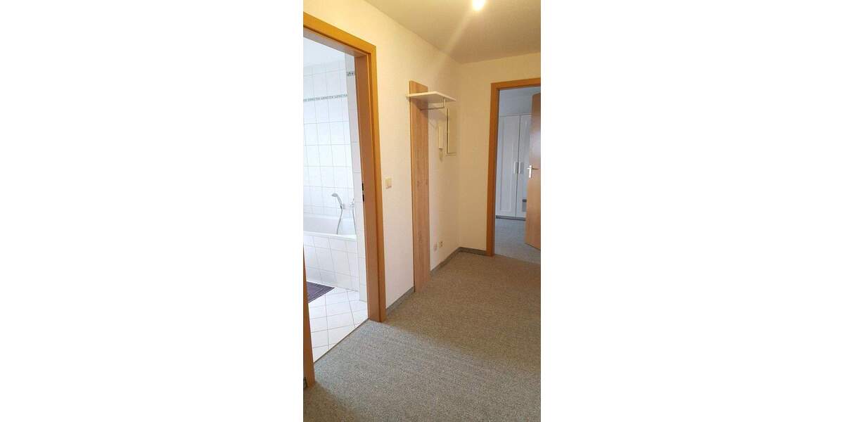 Etagenwohnung Zwickau Bahnhofsvorstadt - 2 Zimmer, 61 m&sup2;, 29.000&euro; | Angebot:25782936